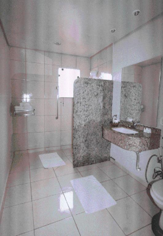 Cristal Executive Hotel Francisco Beltrão Kamer foto
