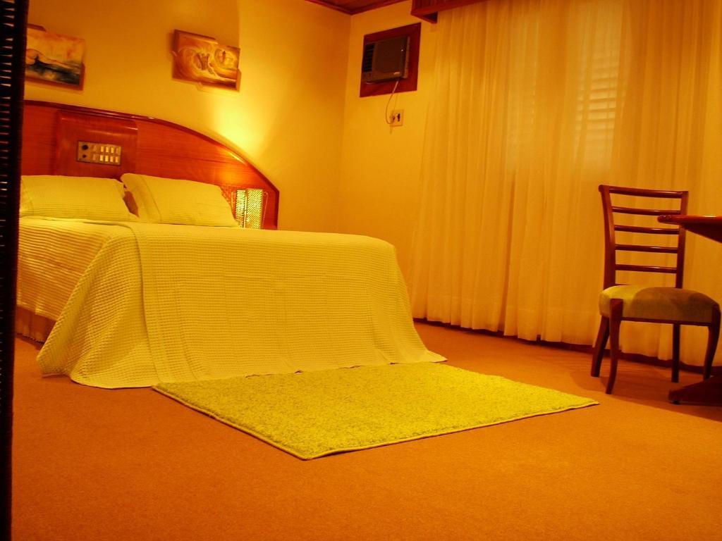 Cristal Executive Hotel Francisco Beltrão Kamer foto